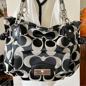 Ladies Coach purse black and grey shoulder or hand bag.